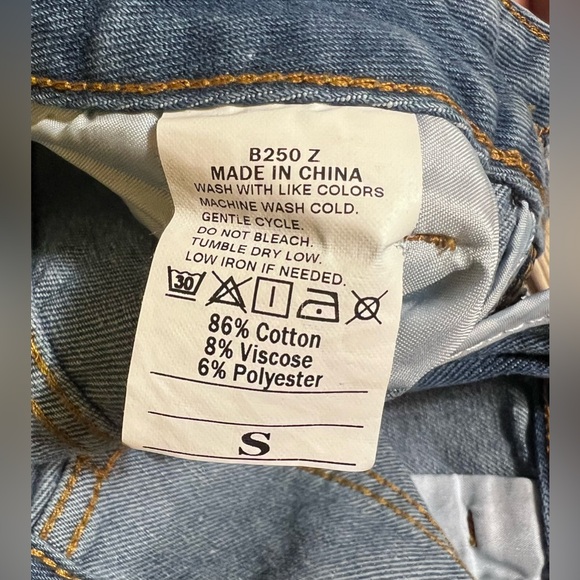 CIDER DENIM LOW RISE SOLID BOWKNOT POCKET WIDE LEG JEANS - Picture 4 of 4